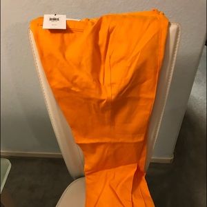 Brand new pair of Calvin Klein skinny pants sz 12